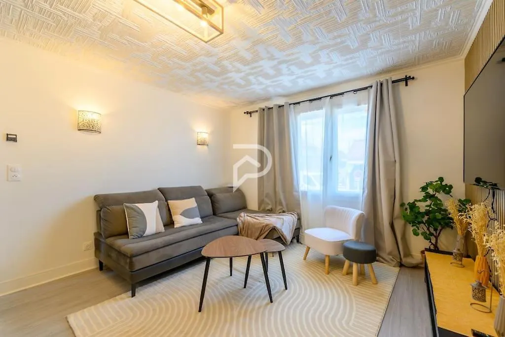 Villa Ballon D Or Goussainville  France